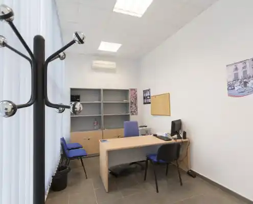 Despacho individual en el centro Graus, ideal para emprendedores