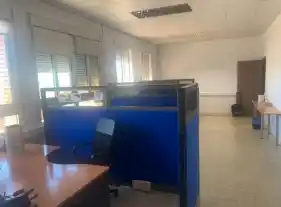 Estación de trabajo en el coworking de La Cooperativa.